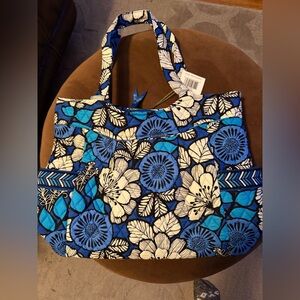 Vera Bradley pleated tote